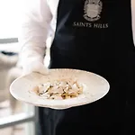 Saints Hills Cantina 4*