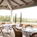 Saints Hills Cantina Visnjan