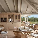 Saints Hills Cantina 4*