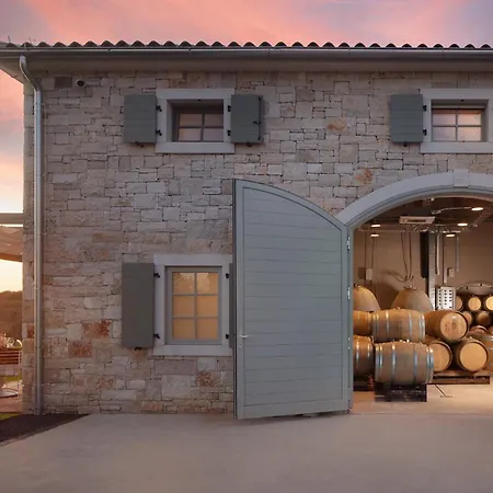 ベッド・アンド・ブレックファスト Saints Hills Cantina Višnjan